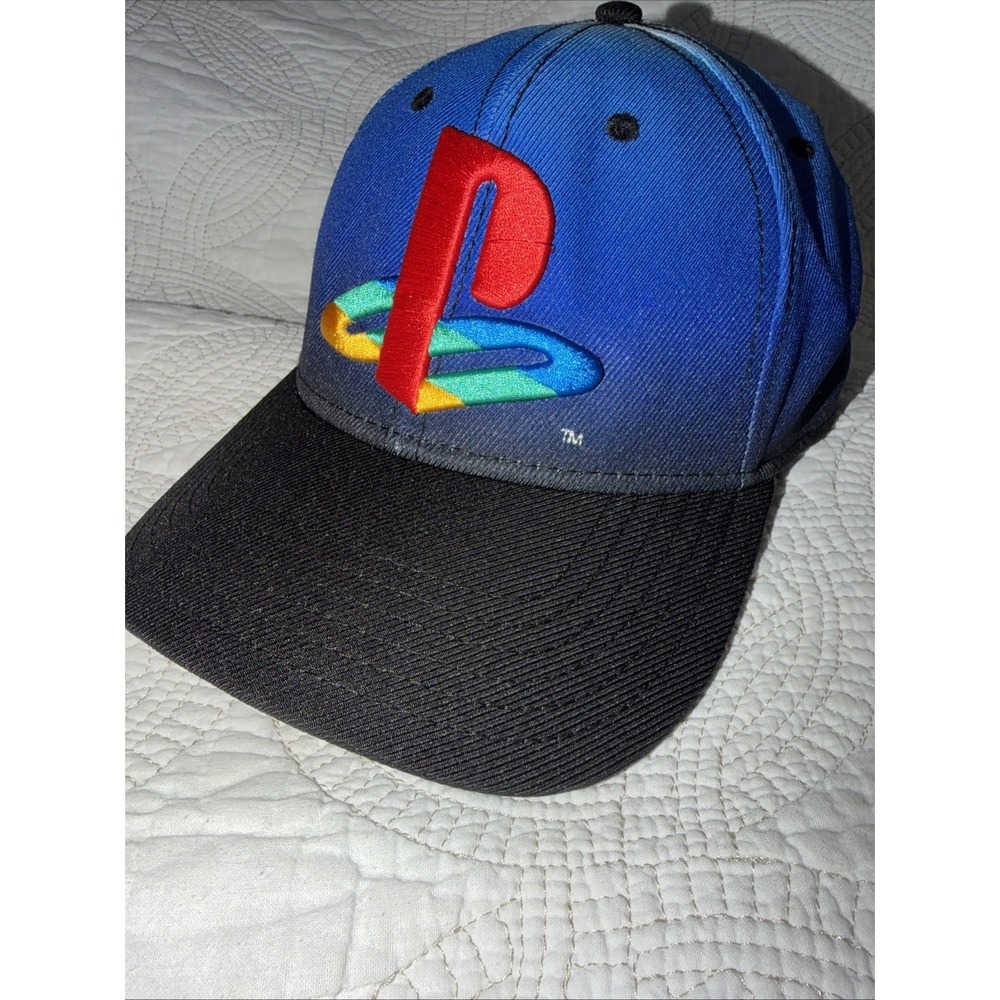 PlayStation Ombré Blue & Black Stretch Gamer Cap OSFM 2018 Embroidered Logo EUC